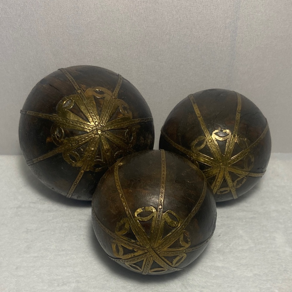 Vintage handcrafted decorative wooden balls inlaid  brass work set of 3